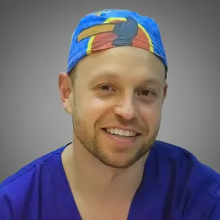 Photo of Dr Pieter Peach